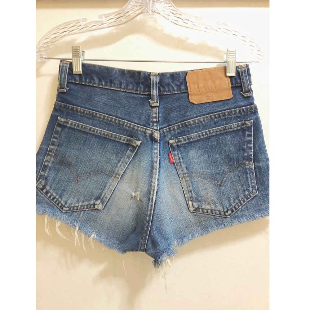 Vintage Levi’s 517 cutoffs XXS